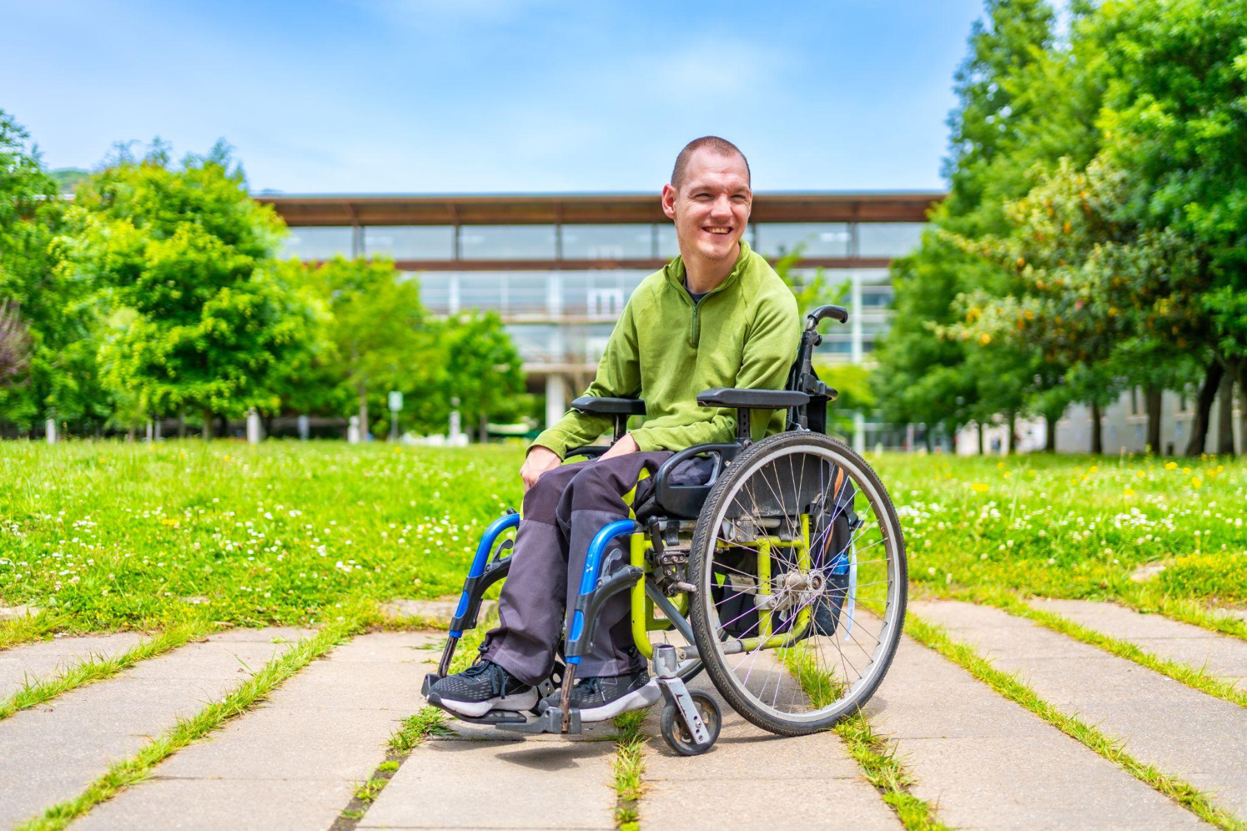 Manual Wheelchair With Footrests